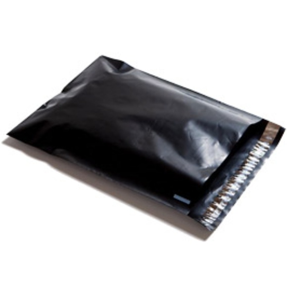 Other - 100 ct Black 6x9 Poly Mailers Polymailers